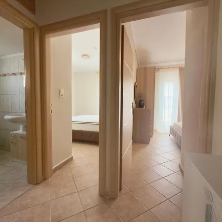 Apartman Remvi Beachfront By Horizon Homes *